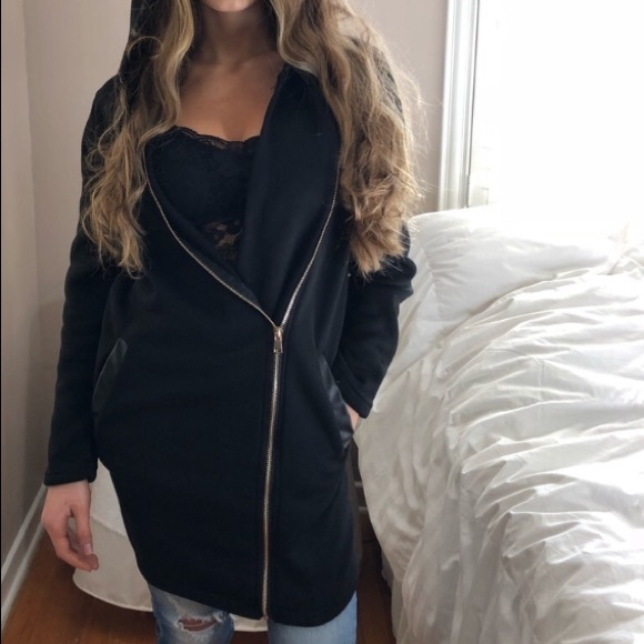 Asymmetrical zipper, high collar hooded sweatshirt - Picture 5 of 8